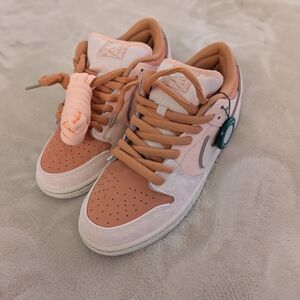 NWT Nike Sb Dunk Low Pro Premium Trocadero Gardens, Womens 10, Mens 8.5